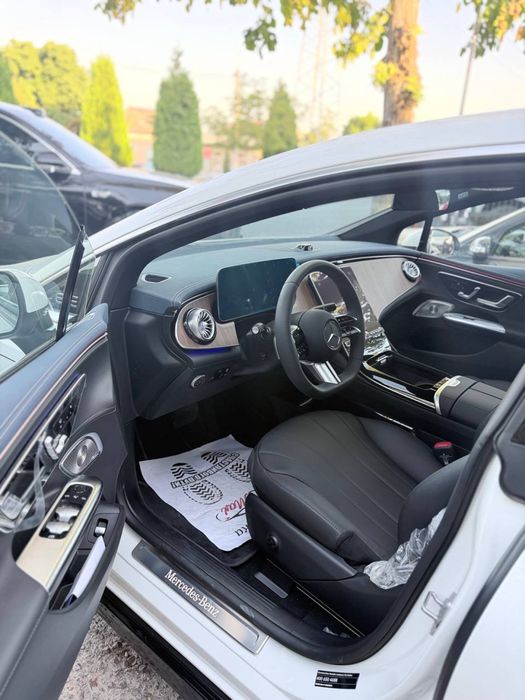 Mercedes Benz EQE 500