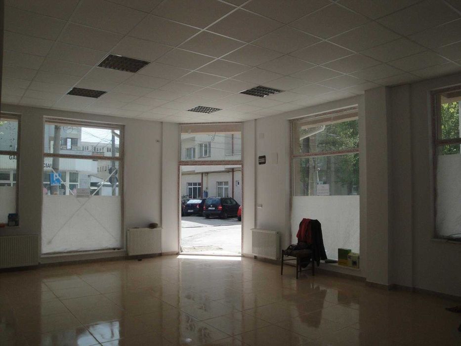 Spațiu Comercial De Închiriat 100 Mp Zonă Ultracentrală -Trafic Intens