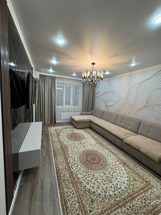 Продажа 3-х комнатной квартиры в центре