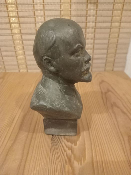 Бюст В. Ленин (В.Ульянов)