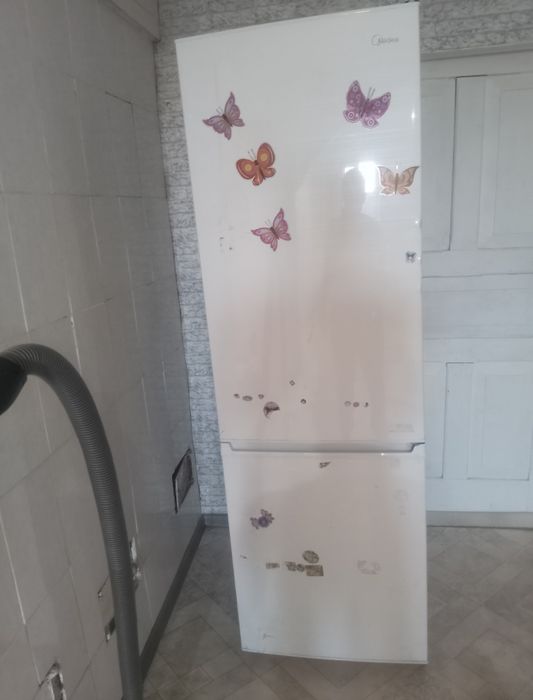 Холодильник хороший состоиние