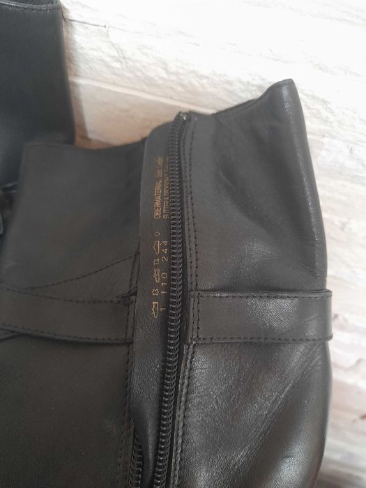 Vand cizmulițe dama (botine) noi!