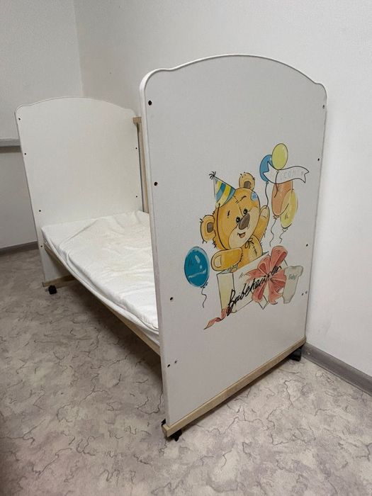 Продам Манеж и шкаф