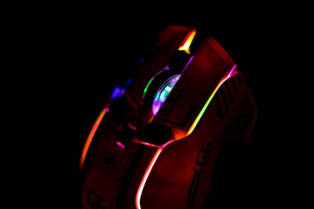 Mouse de Gaming G6, RGB, Ergonomic, 10 butoane reglabile.