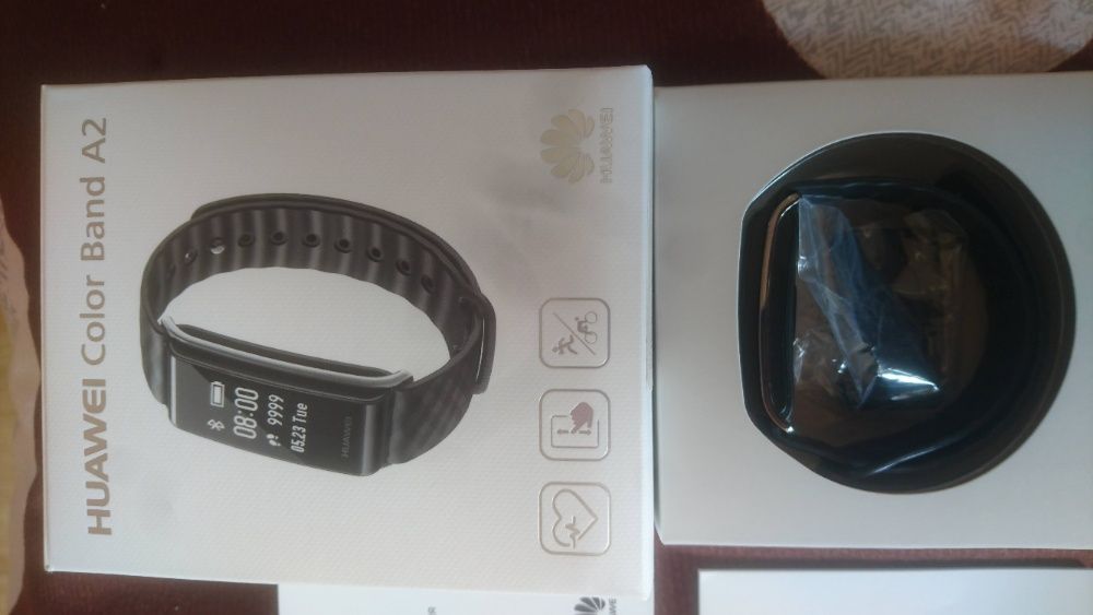 Ceas bluetooth Huawei, nou la cutie.