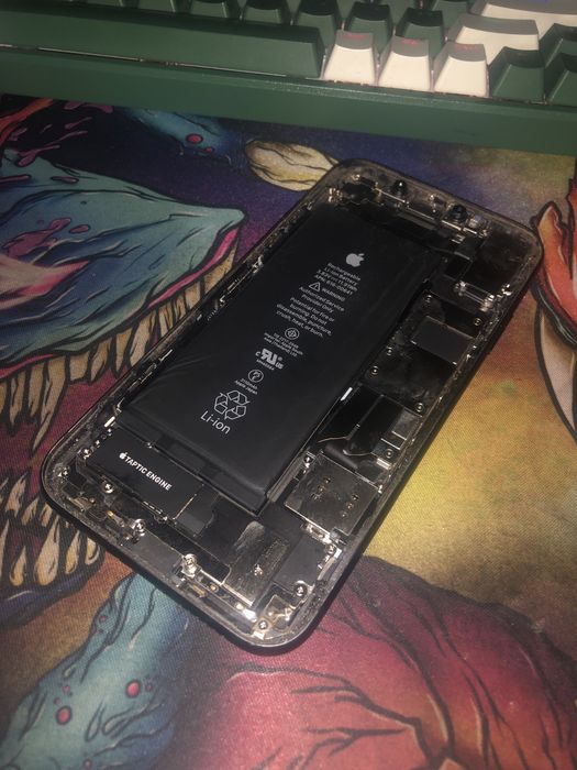 Продам айфон 11 без дисплея