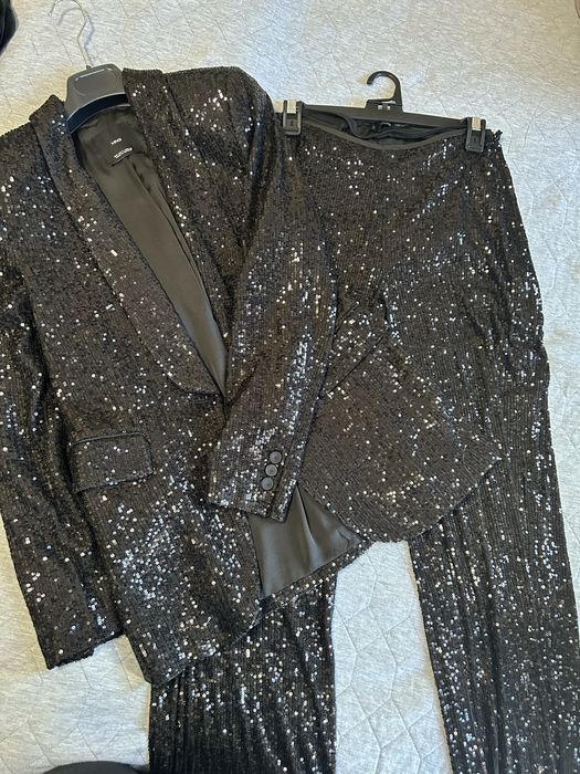 *НАМАЛЕН* Дамски костюм с паети Mango