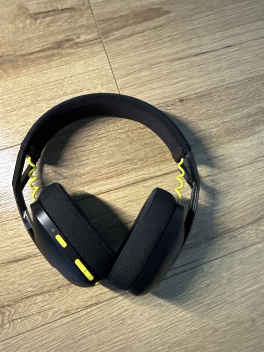 Casti Logitech G435 (fara stick si incarcator)