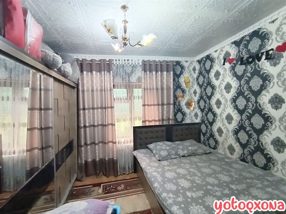 Xovli sotiladi eski shahar