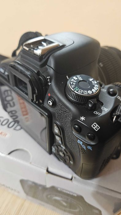Canon DSLR 600D с аксесоари