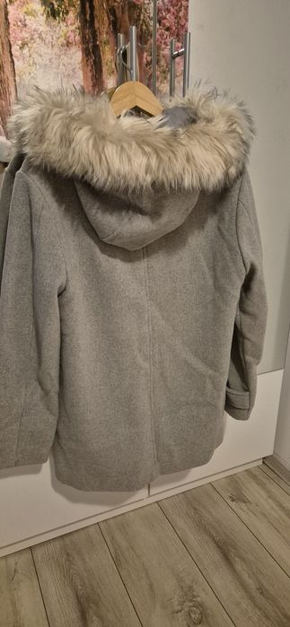 Blana si palton Stradivarius marime L