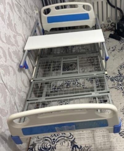 Продаю  кровать  к