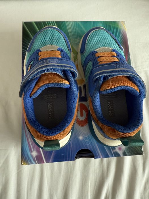 Geox lights masura 25 in stare foarte buna