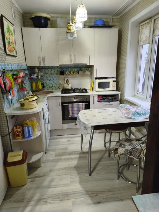 Продам 3к квартиру с ремонтом. 3 этаж