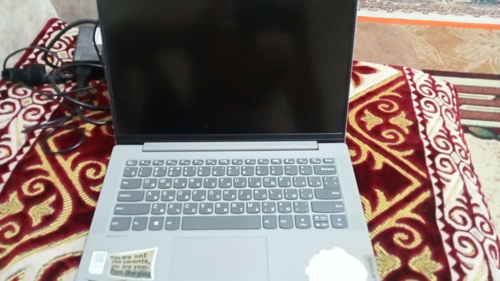 Lenovo ideapad 5 14are05