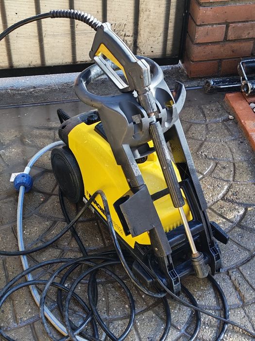 Aparat de spalat cu presiune Karcher 620M, presiune 140 bar,