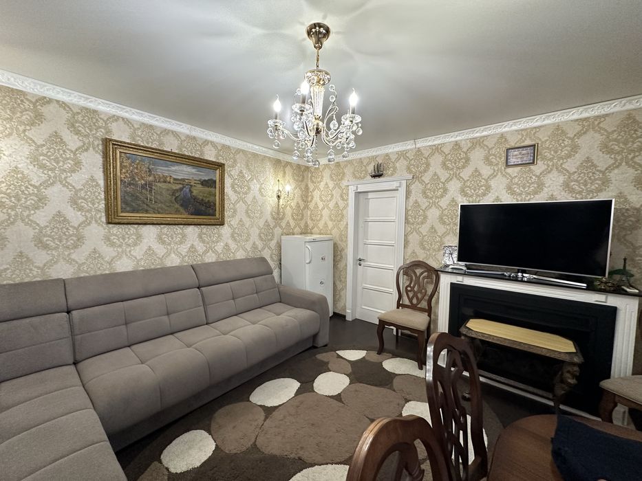 4ех комнатная в мкн. Степной-1