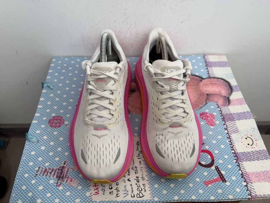Hoka One One W Kawana''оригинални маратонки 38.5 номер