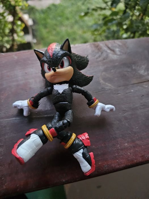 Figurină sonic in stare perfectă