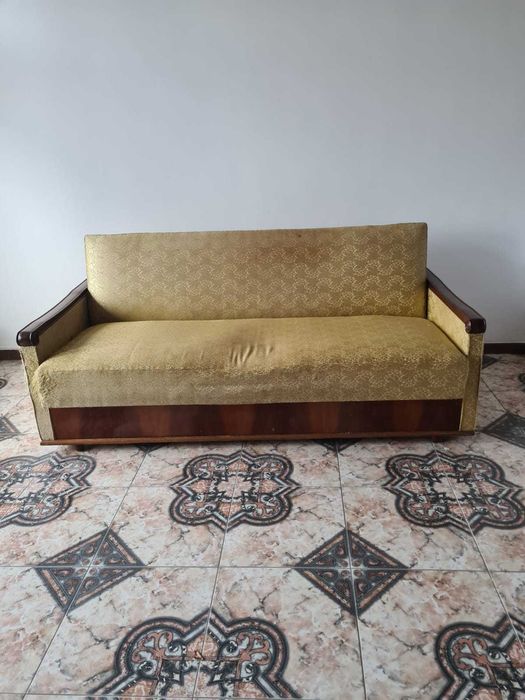 Canapea extensibila + doua fotolii - ieftine