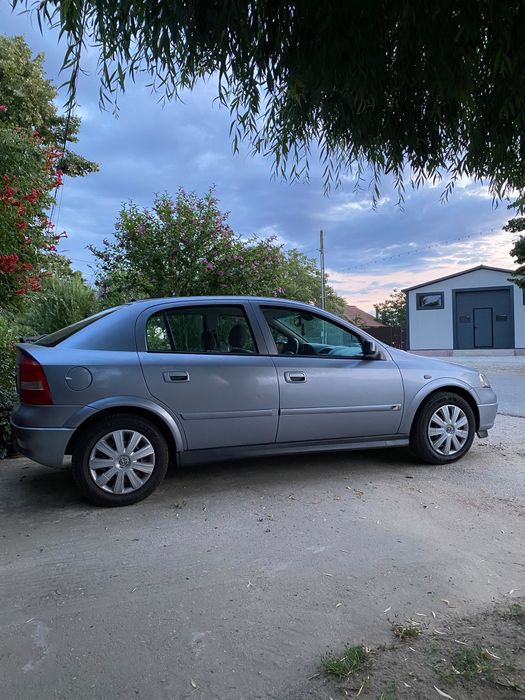 Vând Opel Astra g 1.6 twinport