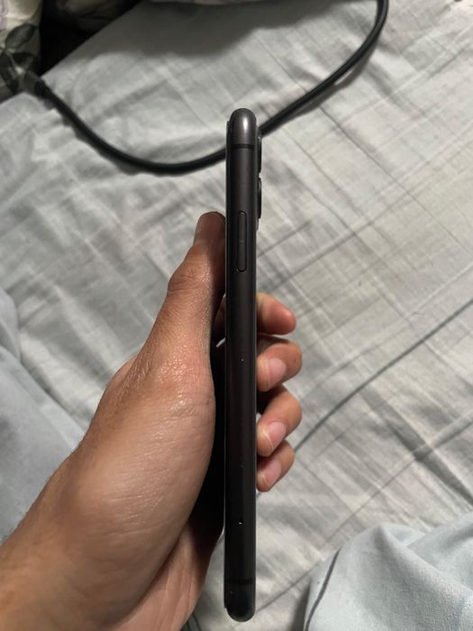 Iphone 11 128gb 76% аккумулятор