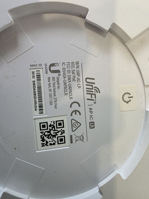 Acces Point Ubiquiti AC LR si LITE
