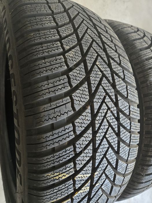 Anvelope iarna 235 55 19 Bridgestone ca si noi