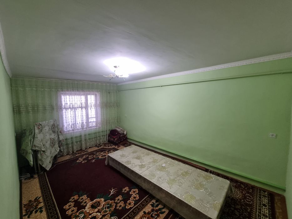 1 каватда жойлашган 2 хонали квартиро сотилади