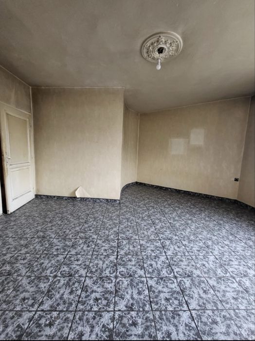 Продава се Четиристаен апартамент в Севлиево - 109 кв.м за 689 €/кв.м - Снимка #5