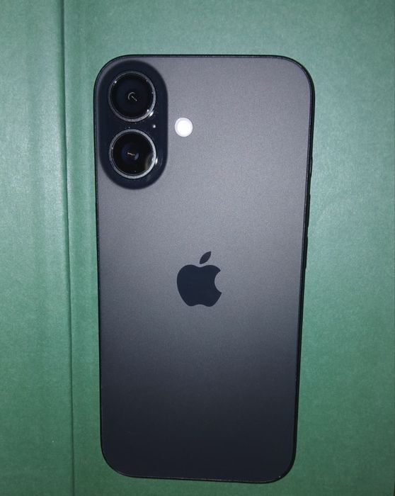 iPhone 16 128 GB
