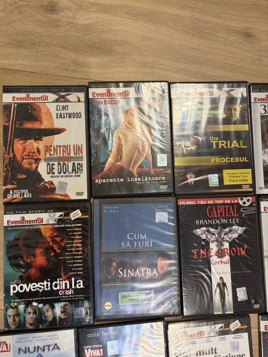 25 dvd uri  filme si documentare