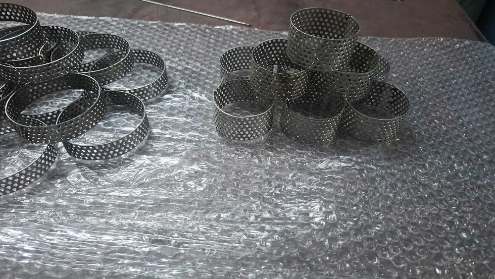 Cercuri din inox perforat si neperforat.
