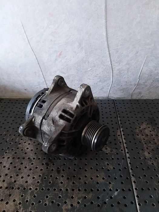 Alternator 1.5 dci renault clio 3 0124525139 8200660034a