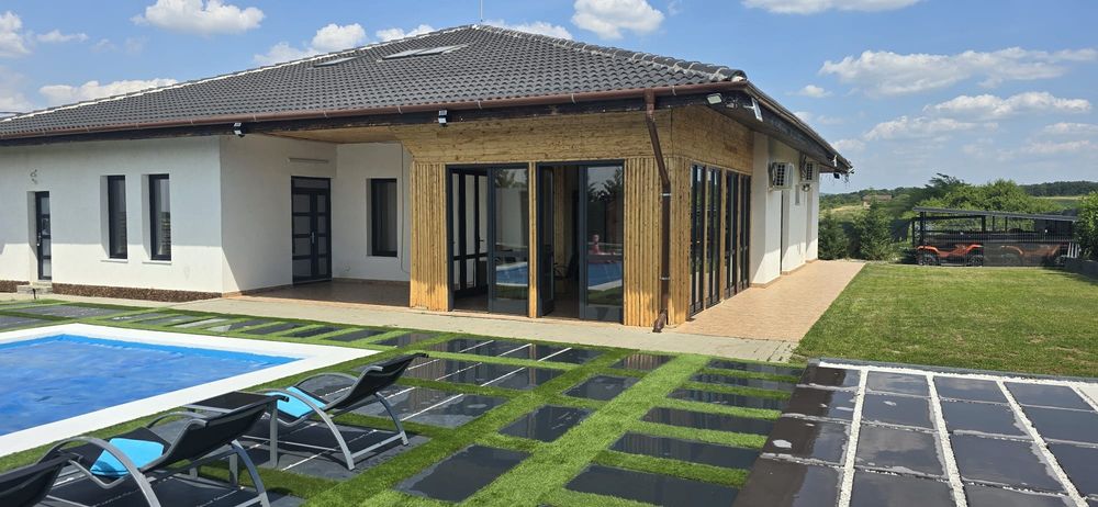 Vilă de lux în regim hotelier – chihei,