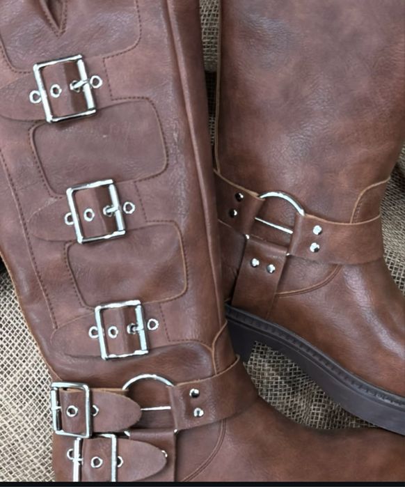 Продам сапоги тренд 24-25 года