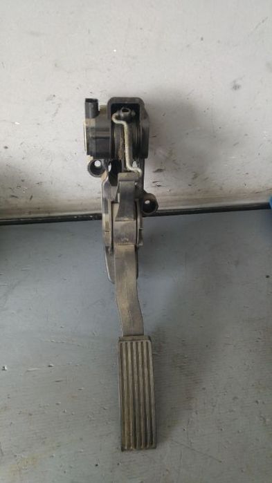 pedala acceleratie 2.0 cdi mercedes a-class w169 a1693000304