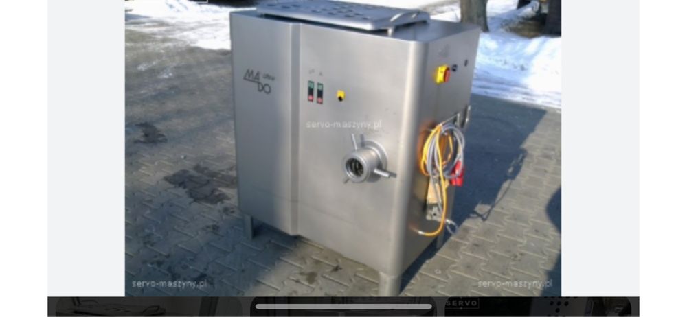 Месомелачка МАДО-621 с подаващи шнекове.