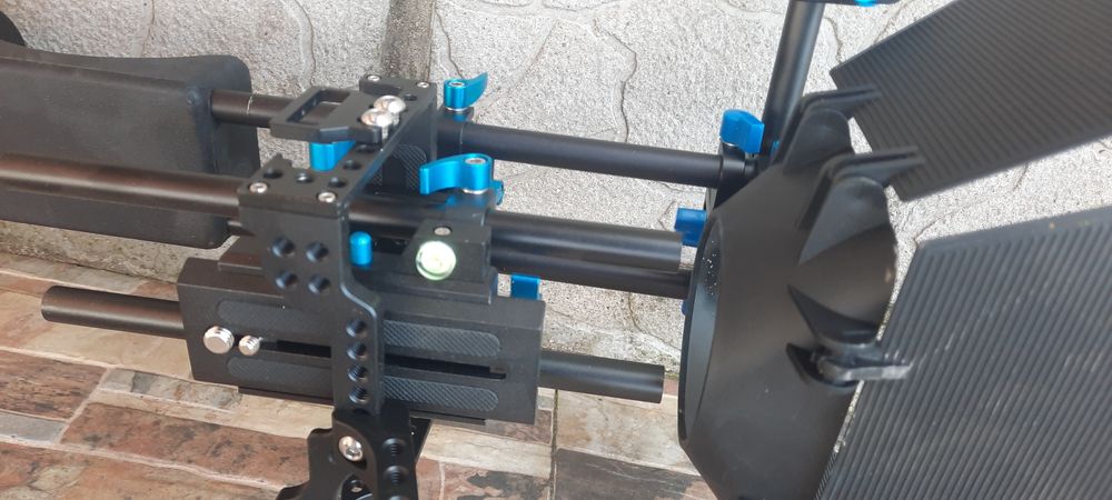 Фотоапарат Minolta x700 2 Обектива 50мм 35-135ммВидеоСтабилизатор Neweer