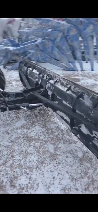 Щётка и снегоотвал для трактора