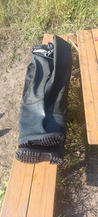 Сапоги полукомбинезон размер 42