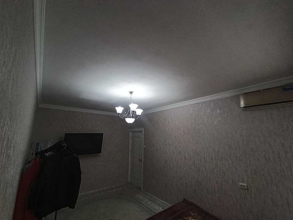 3 xonali yevro remont kvartira Medgaradokda sotiladi