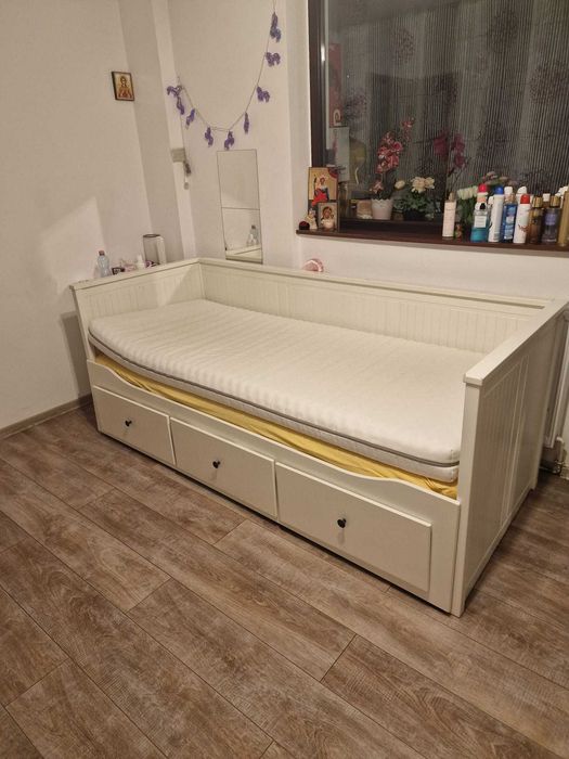 vand mobila alba
