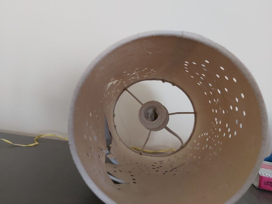 продавам 2 нощни лампи - цена за двете (без крушки са)