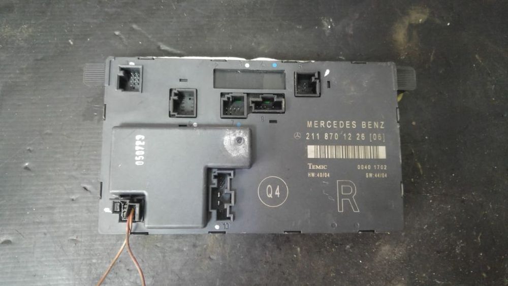 Modul usa dreapta fata mercedes e-class w211 2118701226