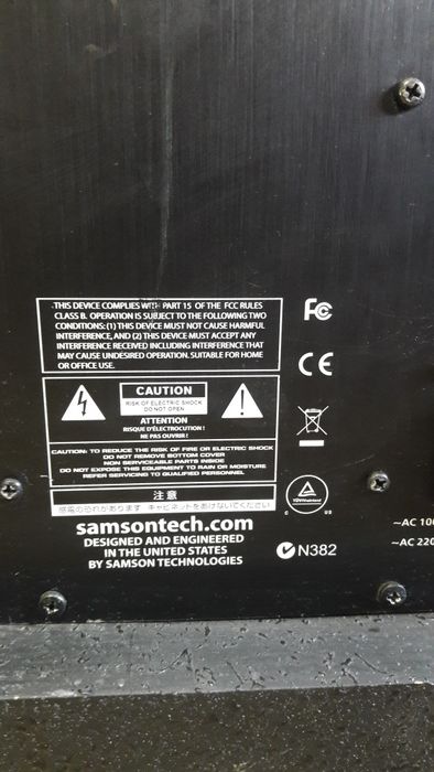 Активный Сабвуфер SAMSON AURO