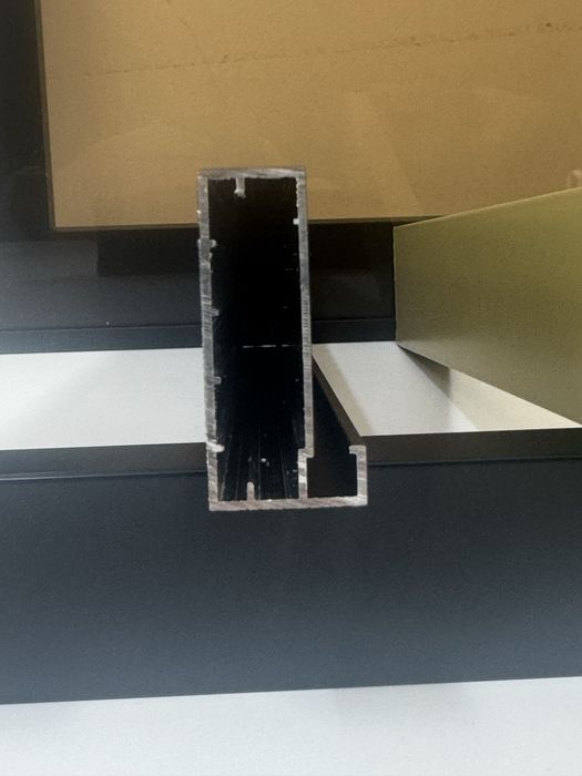 алюминиевый профиль для стекла рамка