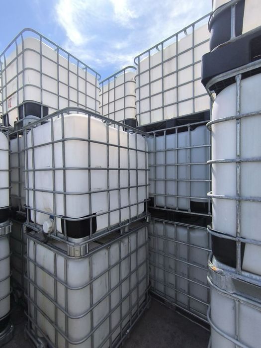 Пластмасови бидони - 1 тон