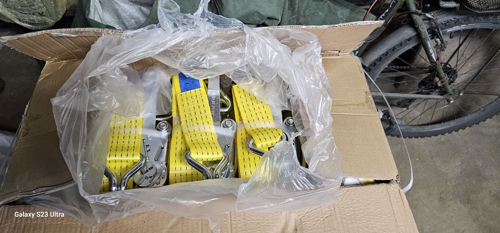 Продавам колани с трисчотки