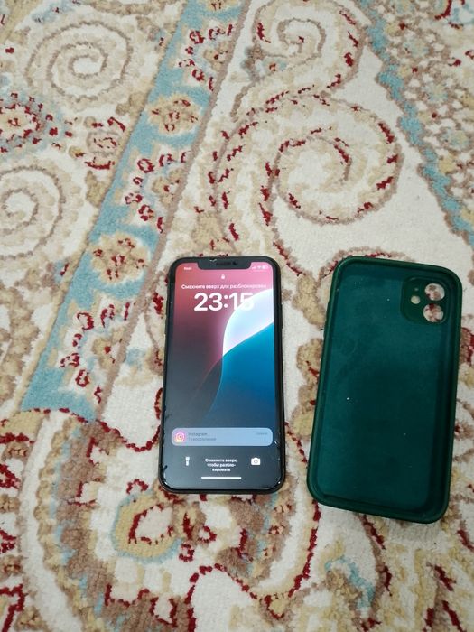 Продам Айфон 11 ги 128